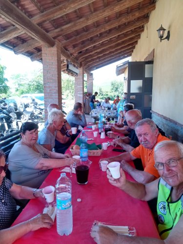 Moto Club Valle Argentina - Salumi e formaggi nelle Langhe - Azienda Agricola Murazzano Penta